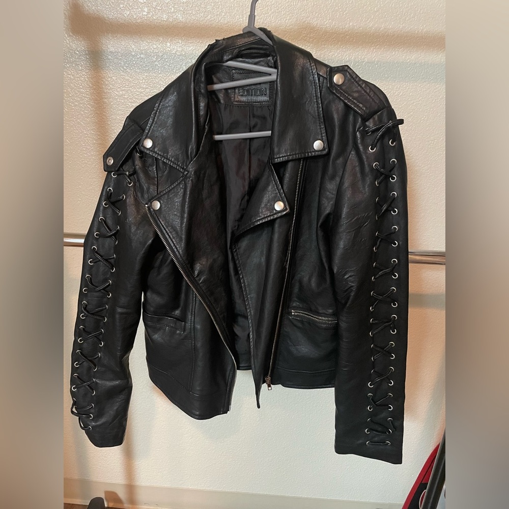 🖤Faux leather jacket🖤